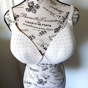 Olga No Side Effects Underwire Contour Bra